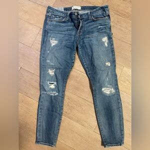 TEXTILE OZZY JEANS. SIZE 31. Great condition!